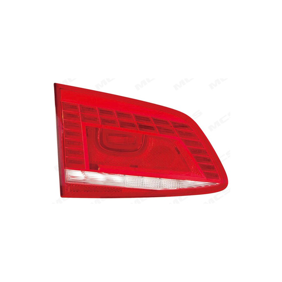 FANALE L4495 POST.PASSAT SW 2011- SX